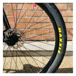 Custom Collective X Bikelife C100 Rouge Vermillon 2022 18 Custom Collective X Bikelife C100 Rouge Vermillon 2022 -France Vélo Soldes 2024 collective bikes c100 orange 2