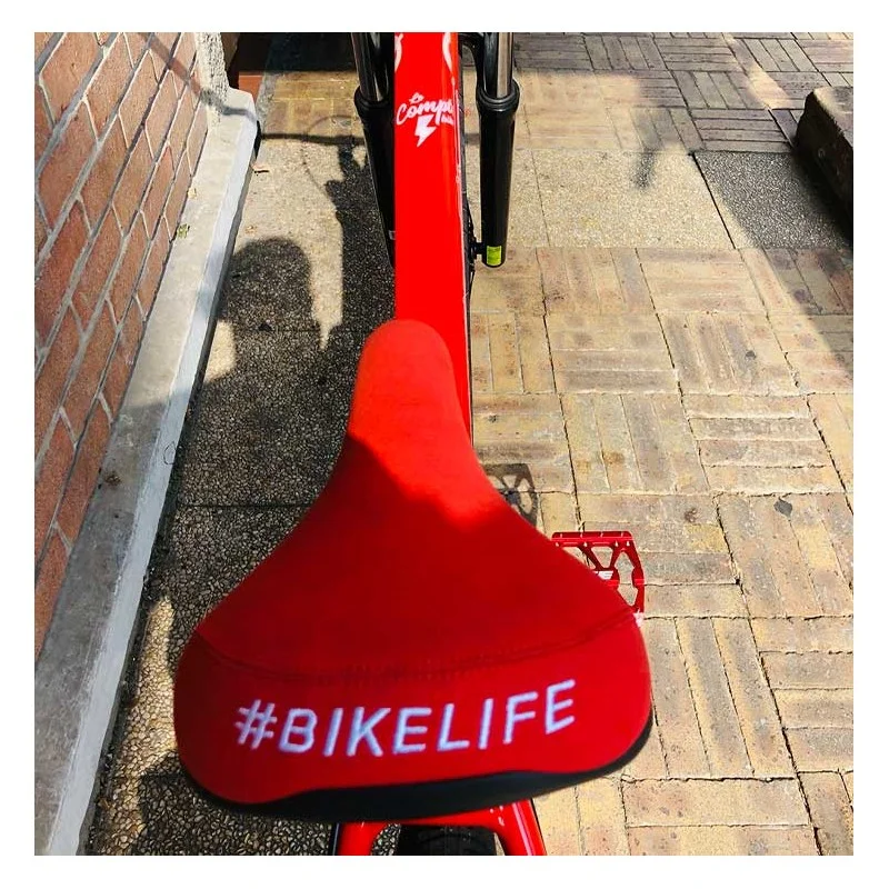 Custom Collective X Bikelife C100 Rouge Vermillon 2022 10 Custom Collective X Bikelife C100 Rouge Vermillon 2022 – Image 10