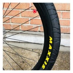 Custom Collective X SeBikes C100 Gris Béton 2022 -France Vélo Soldes 2024 custom collective x bikelife c100 gris beton 2022 2