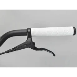 Mafia Bike 27.5+ Chenga Blanc-Turquoise 17 Mafia Bike 27.5+ Chenga Blanc-Turquoise -France Vélo Soldes 2024 mafia bike 275 chenga blanc turquoise 6