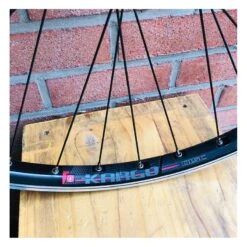 Roue Arrière Custom Bikelife X Collective 27.5 Pouces à Disk Noire - Wheeling Bike 17 Roue Arrière Custom Bikelife X Collective 27.5 Pouces à Disk Noire - Wheeling Bike -France Vélo Soldes 2024 roue arriere custom bikelife x collective 275 pouces a disk noire wheeling bike 6