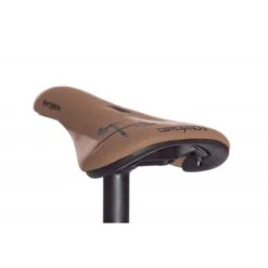 Selle DEMOLITION Axes Slim Marron - Pivotal -France Vélo Soldes 2024 selle demolition axes slim marron pivotal 2